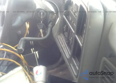 2006 GMC Sierra 1500 Work Truck z USA, uszkodzony, nr VIN 1GTEC14V06Z143902